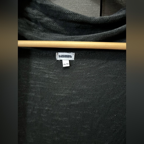 Short Sleeve Shawl Collar Sweater - Picture 3 of 4